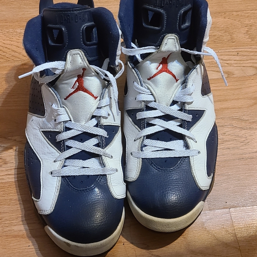 Air Jordan Retro 6